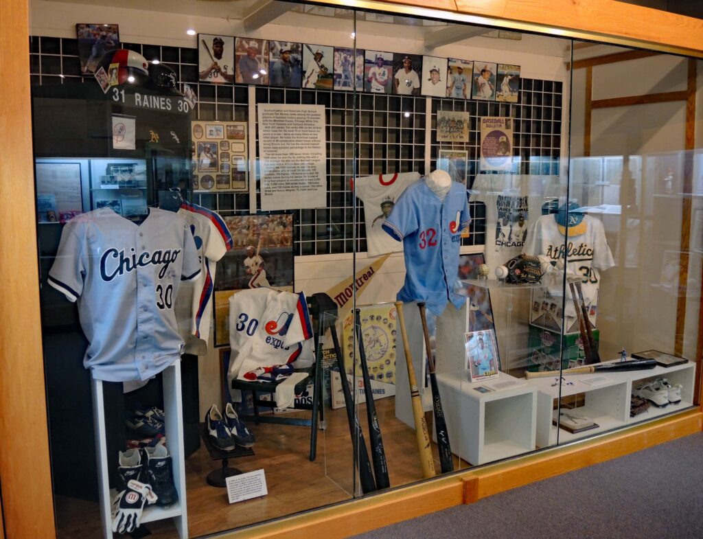 Featured items of various baseball teams