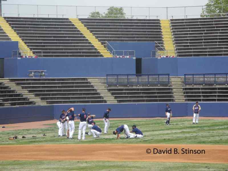 The Huntsville Stars warm up before the game