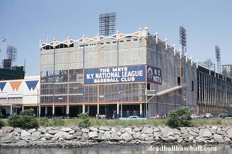 The Mets NY National League Baseball Club banner